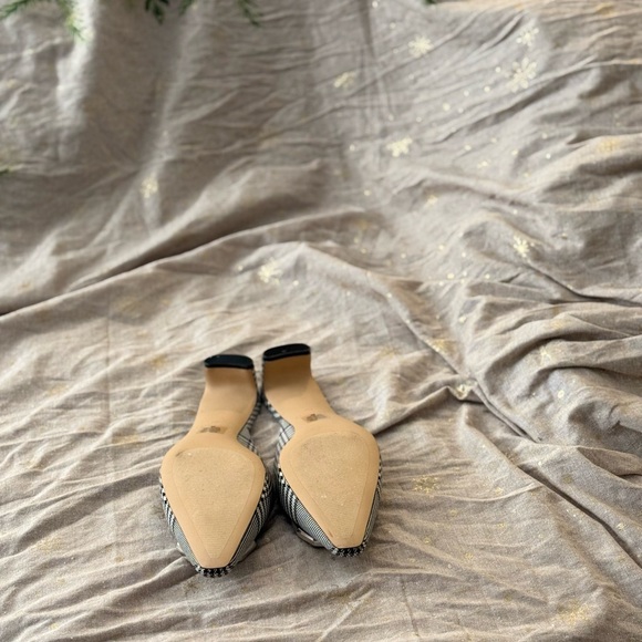 Ann Taylor Check Mules US9 - Picture 3 of 3